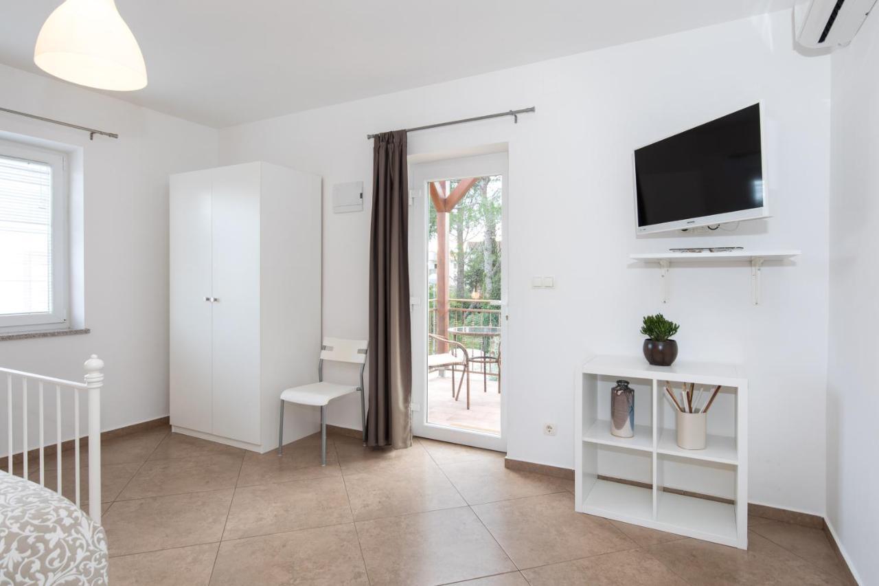 Apartmani Laura Krk Krk Town Εξωτερικό φωτογραφία