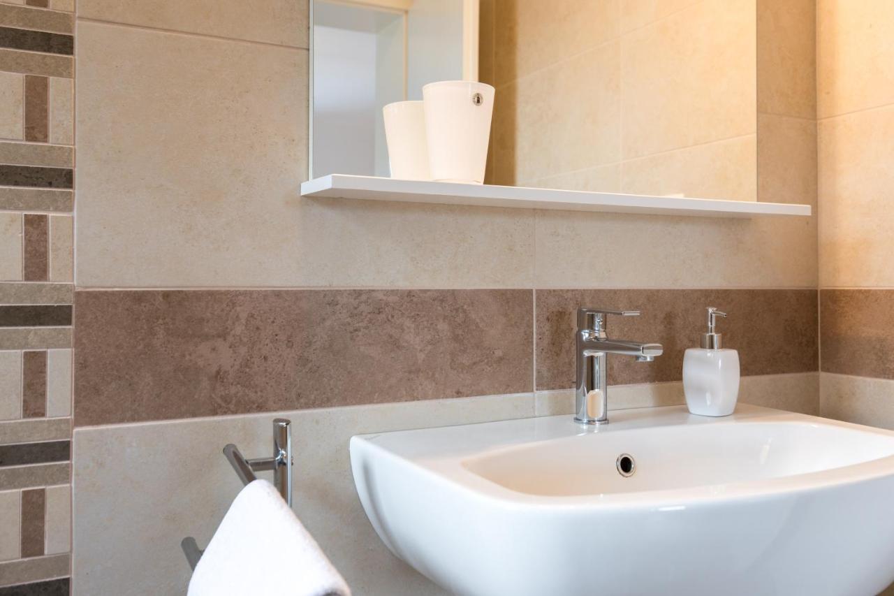 Apartmani Laura Krk Krk Town Εξωτερικό φωτογραφία