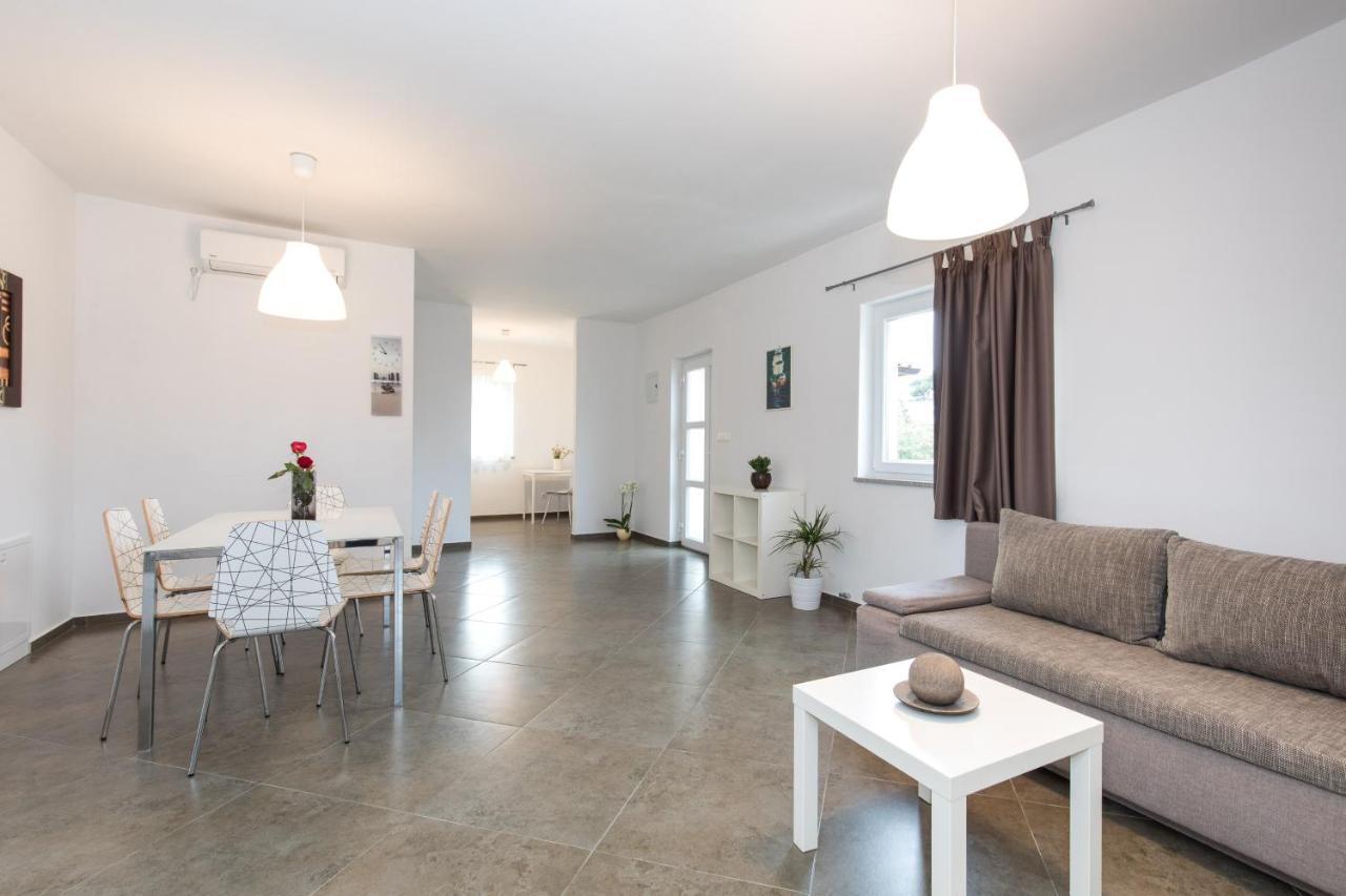 Apartmani Laura Krk Krk Town Εξωτερικό φωτογραφία