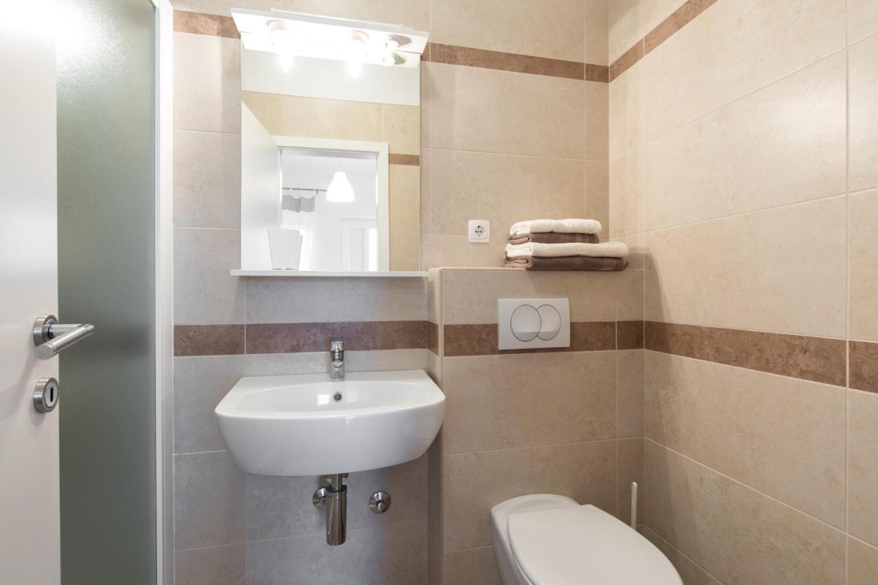 Apartmani Laura Krk Krk Town Εξωτερικό φωτογραφία