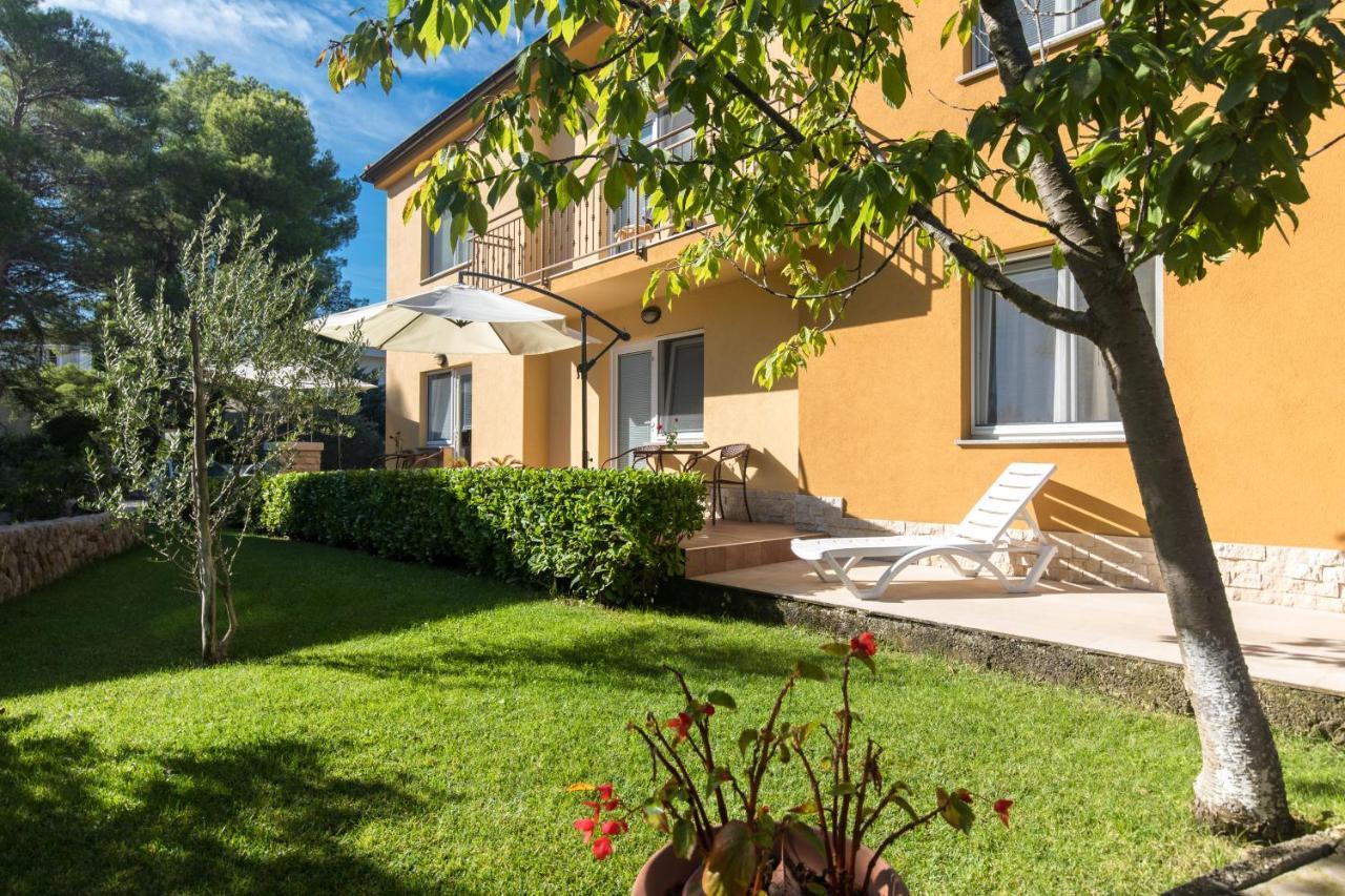 Apartmani Laura Krk Krk Town Εξωτερικό φωτογραφία