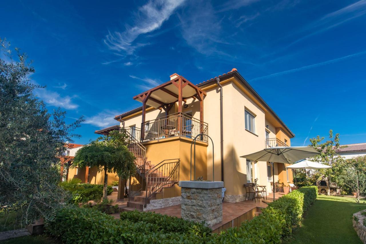Apartmani Laura Krk Krk Town Εξωτερικό φωτογραφία